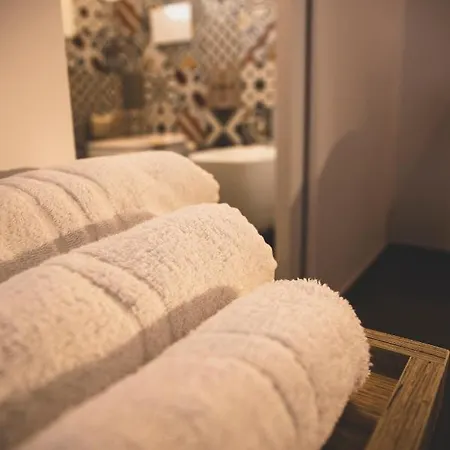Fico - Finestra Contemporanea 4*