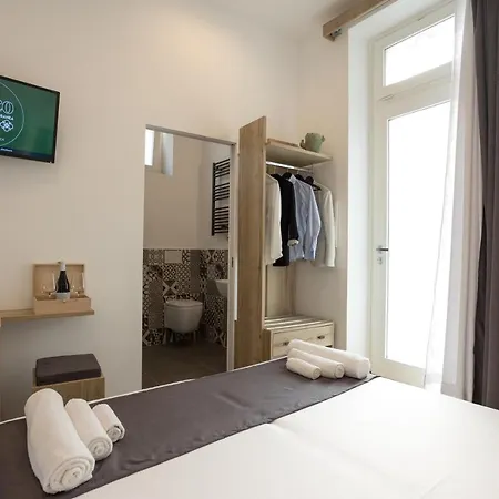 Fico - Finestra Contemporanea Pensjonat Ragusa