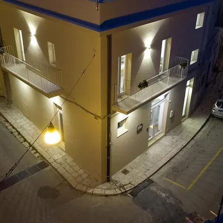 Fico - Finestra Contemporanea 4*